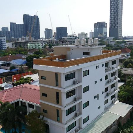 Sundowner Sukhumvit Apartment Bangkok Exterior photo